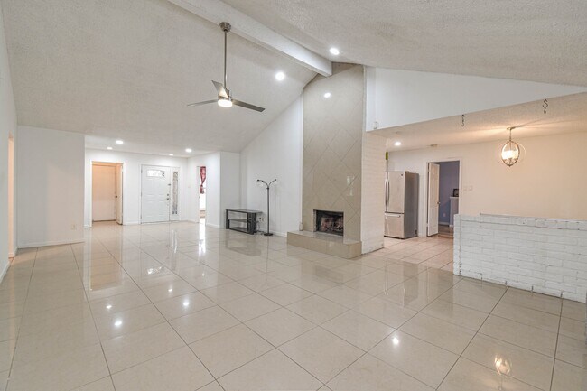 Photo - 12054 Plumpoint Dr