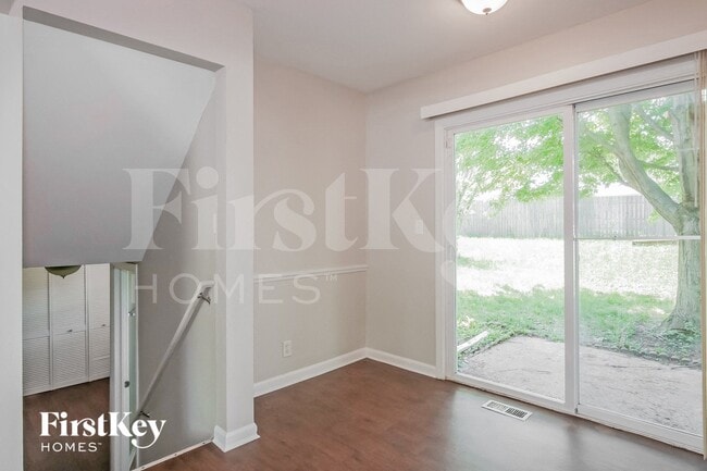 221 Rockhurst Rd