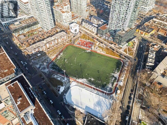 Photo - 170 Sumach St Unit 1005