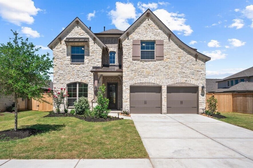 2118 Germander Ln