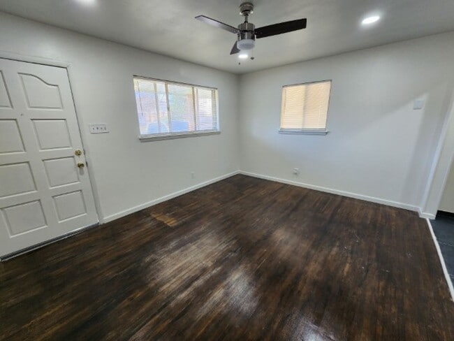 Photo - 1715 Doctor M.L.K. Jr Dr