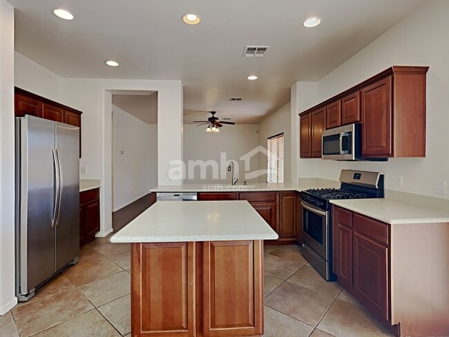Photo - 16600 N 176th Ln