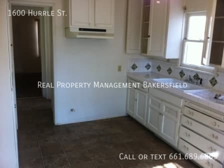 Photo - 1600 Hurrle Ave