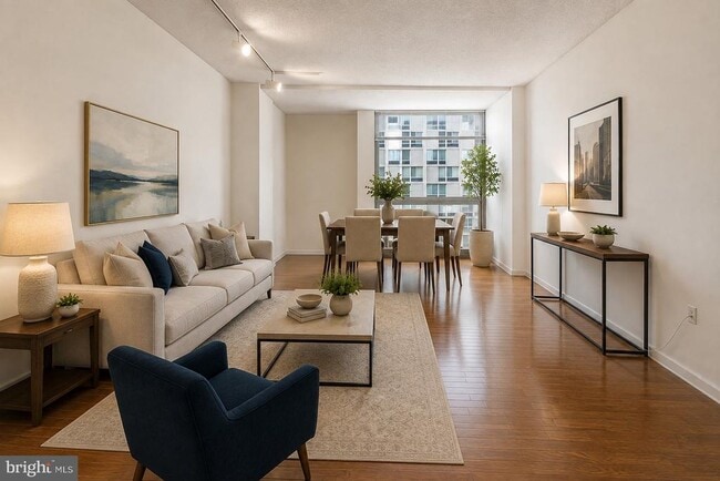 Building Photo - 241 S 6th St Unit 2306C