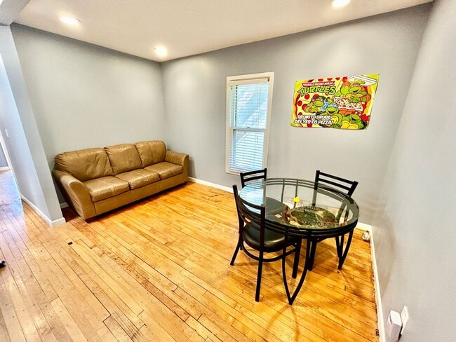 Photo - Varsity Management Unidad 03