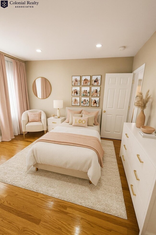 Photo - 72 Egmont St Unit 2