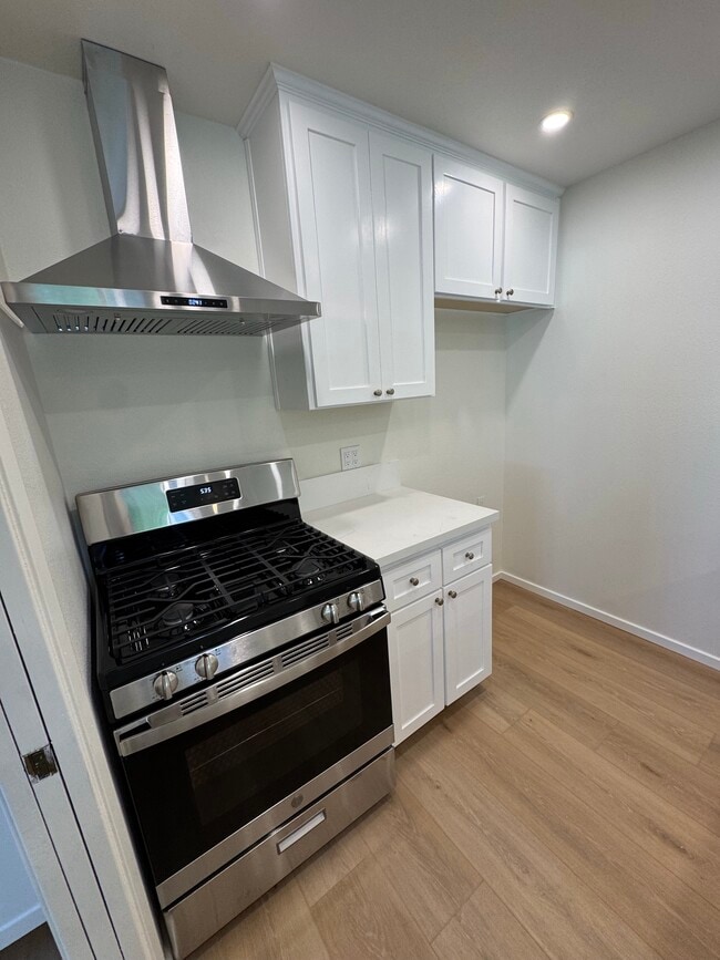 Photo - 517 Geneva St Apartamentos Unidad B