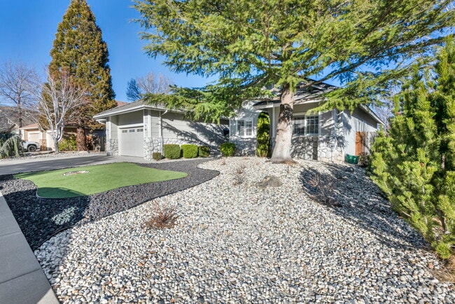 Building Photo - 6500 Brookview Cir