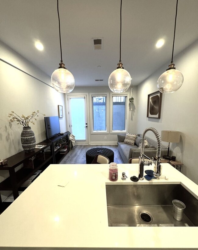 Photo - Centrally located 1BR/1BA Dupont Circle $2600 a month Unit 2