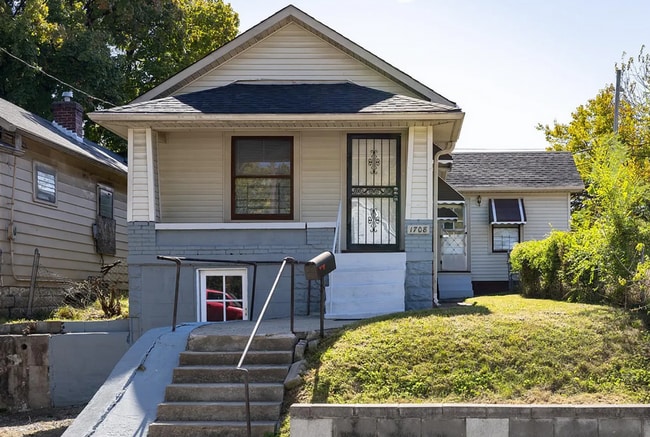 Building Photo - Cozy 3BR/1Ba house with unfinished basement