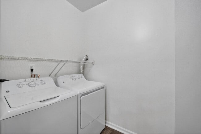 Brittany Commons Apartments