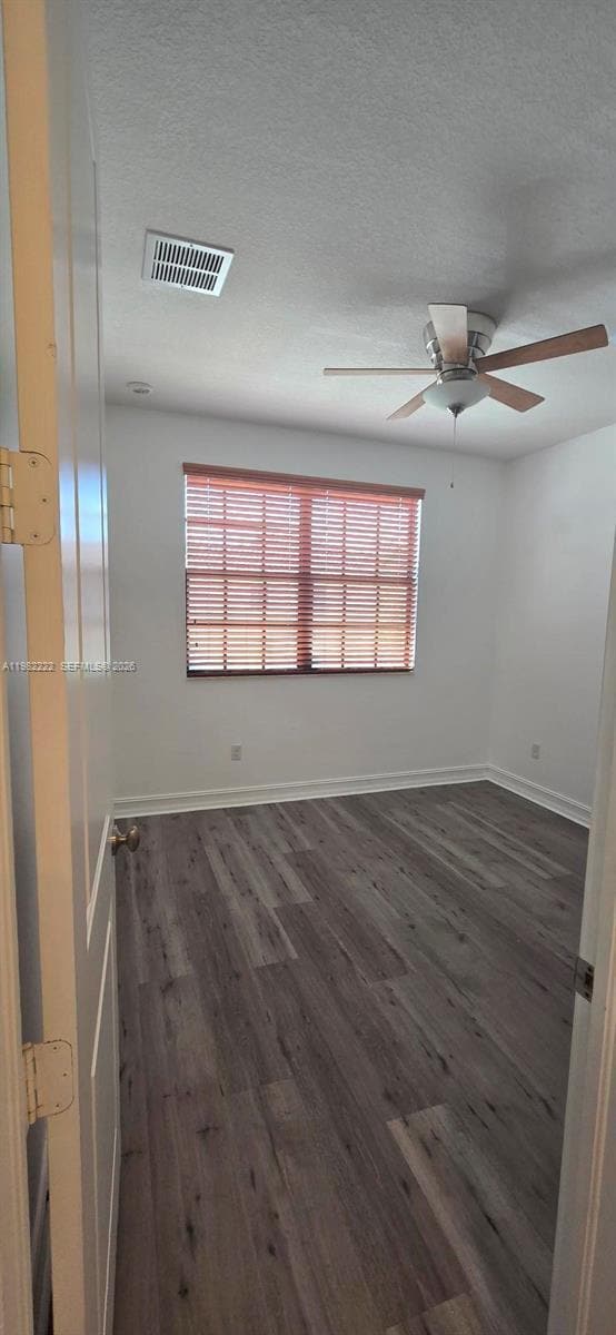 Photo - 106 Riverwalk Cir E