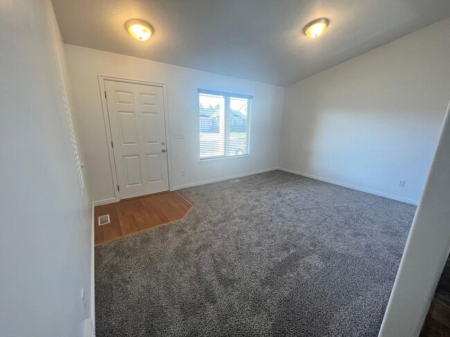 Photo - 1515 S Spring Creek Dr