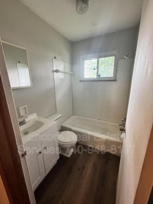 Photo - 2203 McGuffey Rd