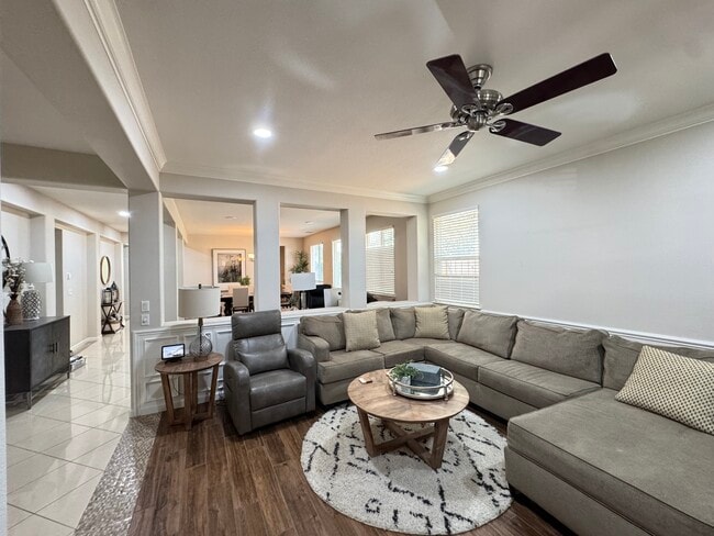 Photo - 2400 Ventana View Way