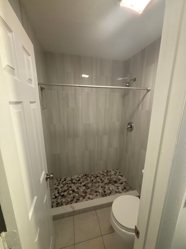 Photo - 555 Deepwoods Dr Unit 2E