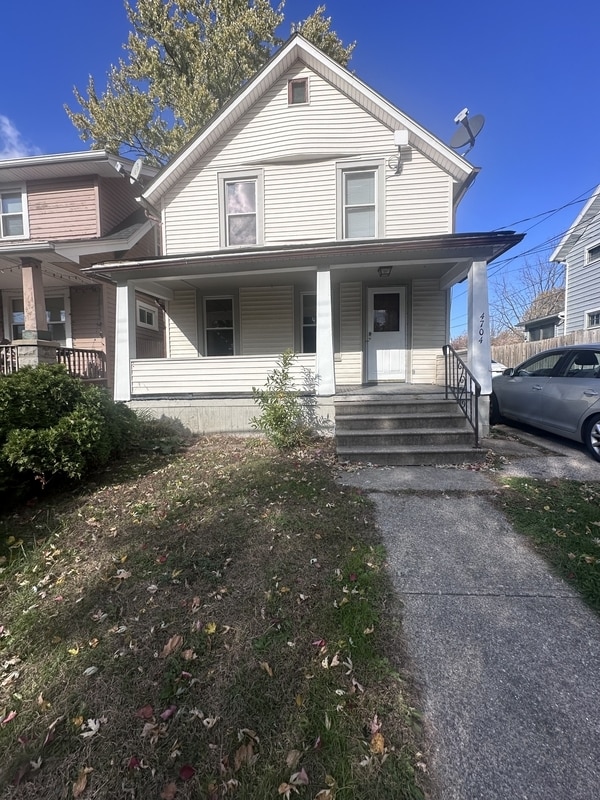 Photo - 4704 Behrwald Ave