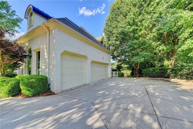 Photo - 645 Falls Bay Ct