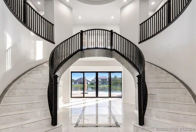 Photo - 9065 Watercrest Cir E
