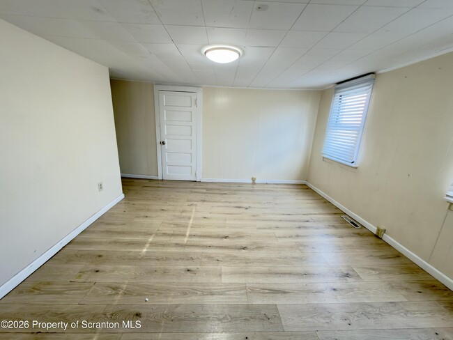 Photo - 221 Pittston Ave