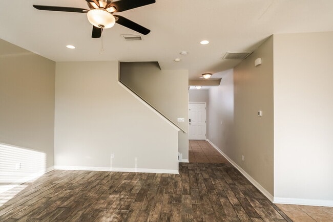 Photo - 908 Fern Leaf Dr