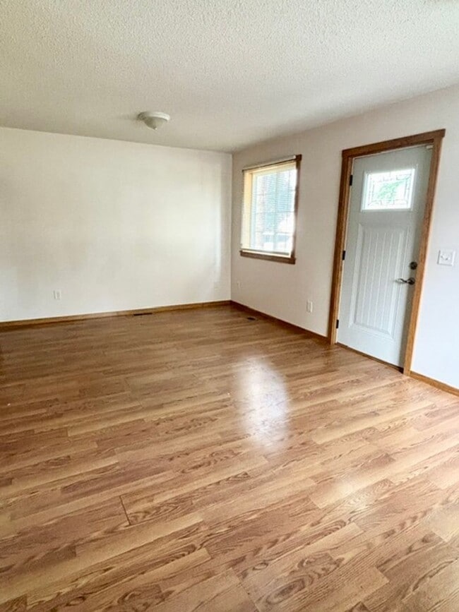 Photo - Available Now 2 Bedroom 1 Bath Single Family Home in Waite Park