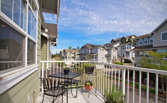 Photo - 1601 NE Katsura St Unit 203