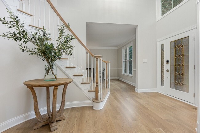 Photo - Stylish Renovation with Golf Course Views in a Prime Raleigh Location!