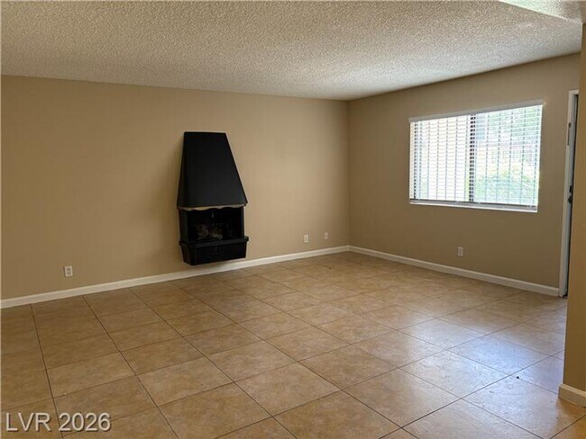 Photo - 2080 E Karen Ave