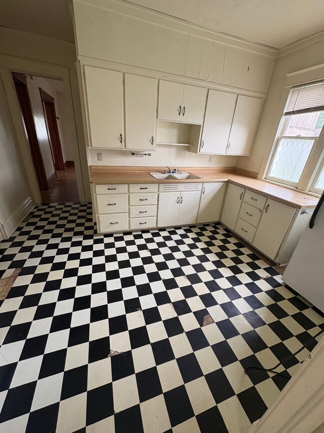 Photo - 3 Bedroom 1 Bathroom Duplex