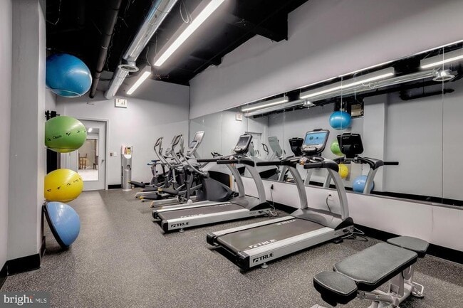 Photo - 204 S 17th St Unit 9B