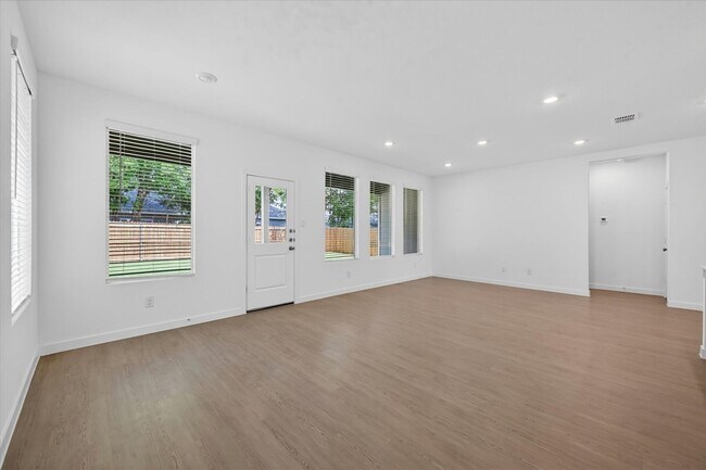 Photo - Comfort, Style & Space in One Perfect Home Ready for Move-In