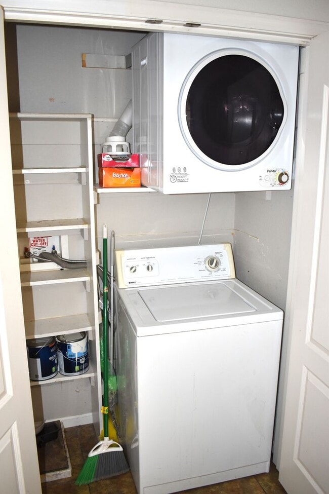 Photo - 404 Highway 82