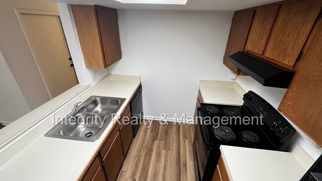 Photo - 8326 Windypine Ln