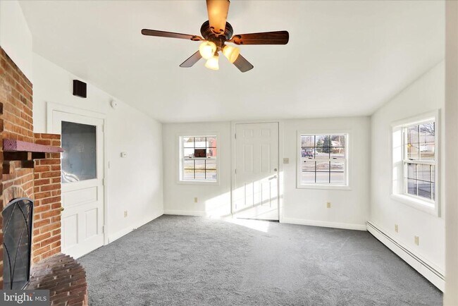 Photo - 5737 Old U.S. 22