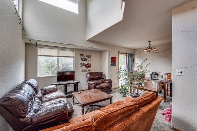 Photo - Spacious 3 Bed, 3 1/2 Bath Townhome in Northwest Fort Collins!