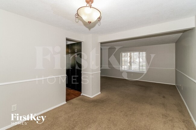 Photo - 11501 E 10th St