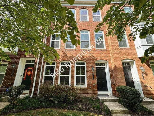 Building Photo - 9471 Canonbury Square