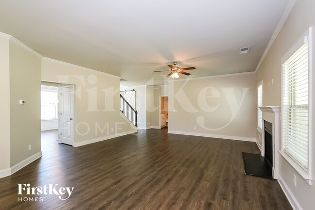 Photo - 325 Stonecreek Pkwy