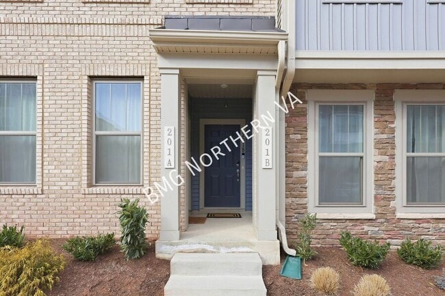 Photo - 201 Park Central Ter