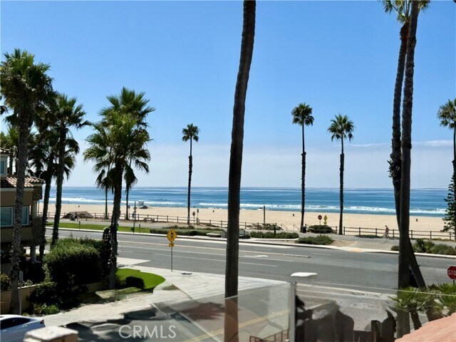 Building Photo - 1400 Pacific Coast Hwy Unit 301 Rental