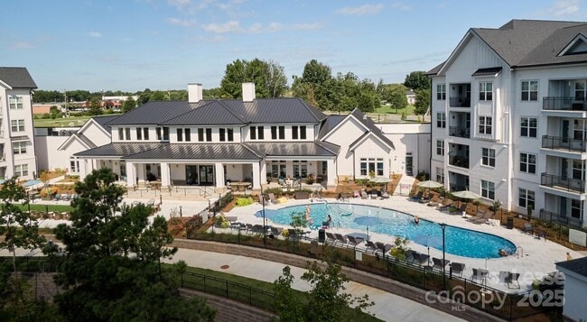 Building Photo - 4101 Glenloch Cir Unit A3 Rental
