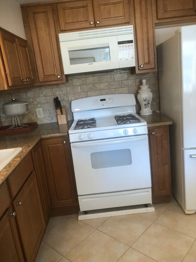 KITCHEN - 2401 General Pershing St Unit 1st floor basement
