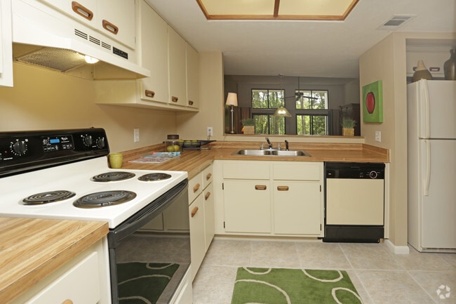 Photo - Lakewood Villas