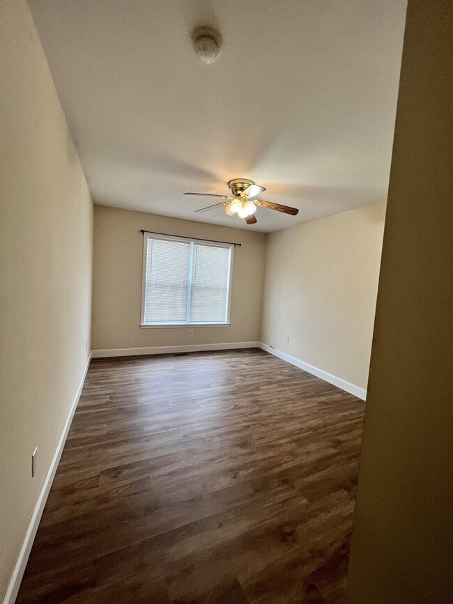 Photo - 231 Summerpine Pl