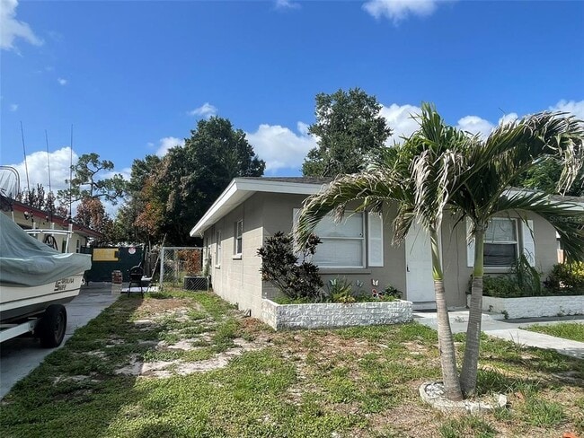 Photo - 3305 13th Ave W