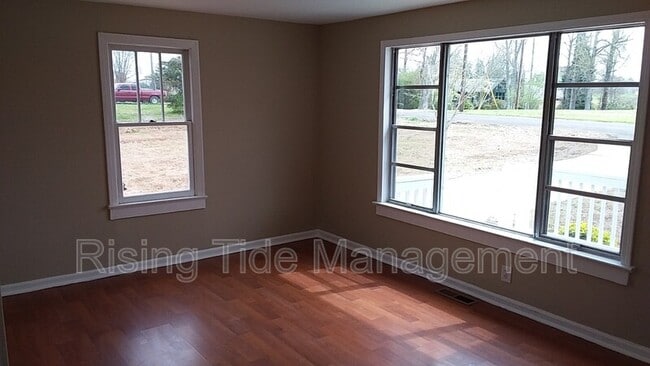 Photo - 424 2nd St