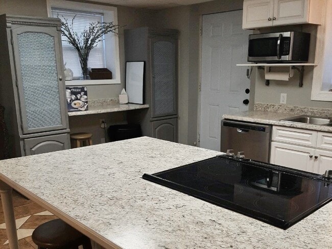 Photo - 125 Broad St Unit 125 Broad Street