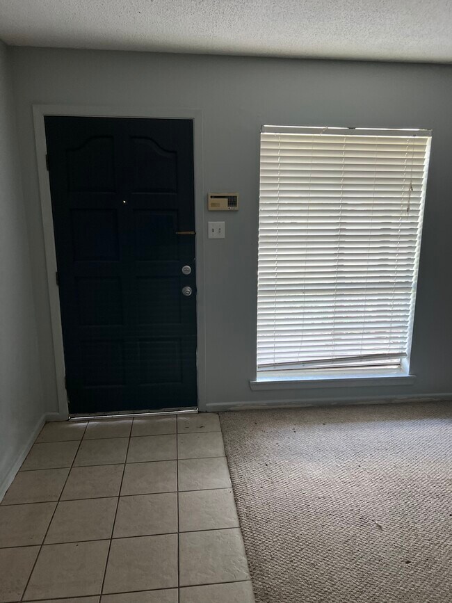 Photo - 4721 Violet Ave