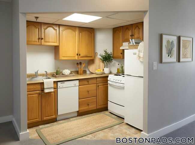 Building Photo - 475 Commonwealth Ave Unit 306